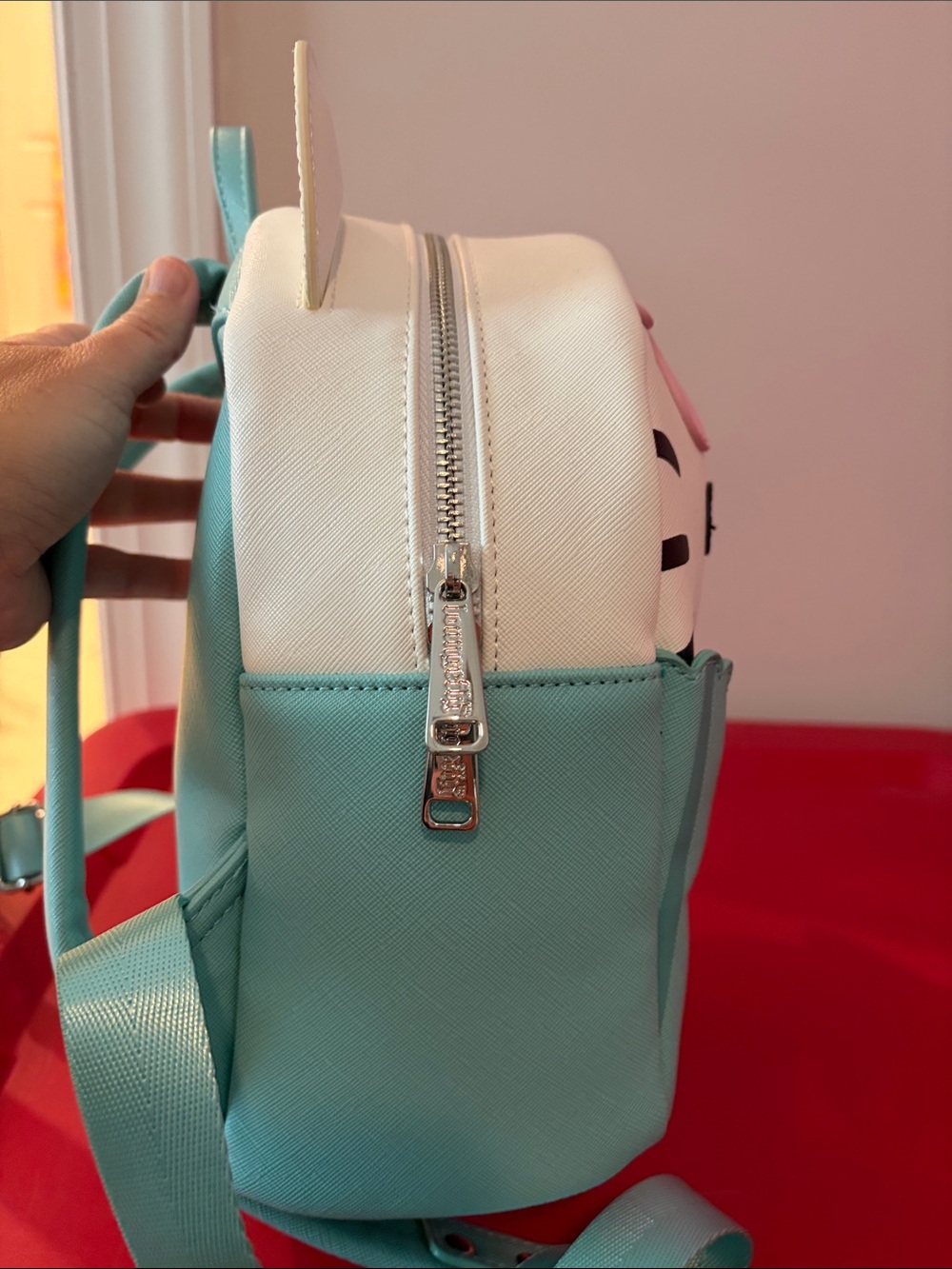 Loungefly Sanrio Hello Kitty figural cupcake 🧁 mini backpack - Picture 9 of 11